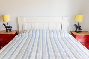 2 bedrooms, Internet, bed sheets - CASA DO POÇO T2, country house (Marvão)