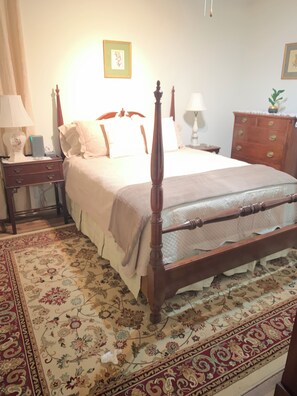 4 sovrum, skrivbord, strykjärn/strykbräda och gratis wi-fi