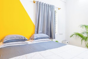 Studio, City View | In-room safe, desk, laptop workspace, blackout drapes - Housr Garrett Hebbal Near Manyata Tech Park (Bengaluru)