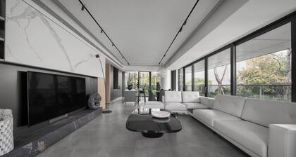 Wilderness Art Hotel