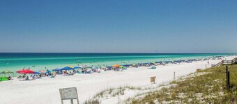 Take A Breather @ Seascape Villas | 6-Seater Golf Cart | Near Beach, Pool & Pickleball | Sleeps 6