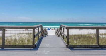 Take A Breather @ Seascape Villas | 6-Seater Golf Cart | Near Beach, Pool & Pickleball | Sleeps 6