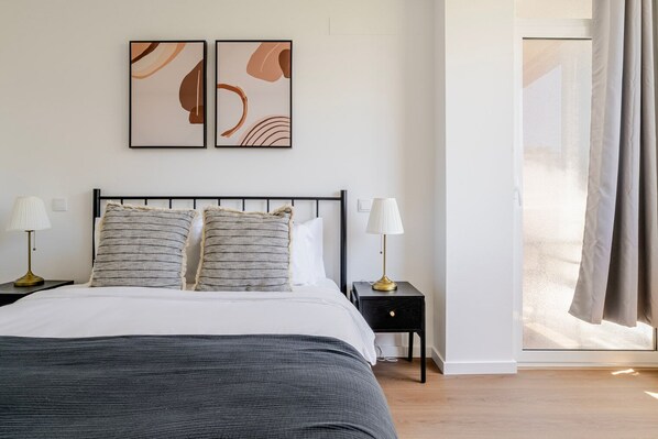 1 chambre, fer et planche à repasser, Wi-Fi, draps fournis