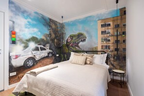 Comfort Apartment, 3 Bedrooms, Balcony | Blackout drapes, iron/ironing board, free WiFi - Unique & Fun 3BR by Cismigiu Gardens & Calea Victoriei (Bucharest)