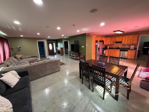 Home w/ Pool on Lake Rathbun – less than 1 Mile to Boat Ramp!