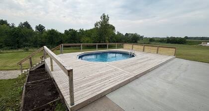 Home w/ Pool on Lake Rathbun â less than 1 Mile to Boat Ramp!