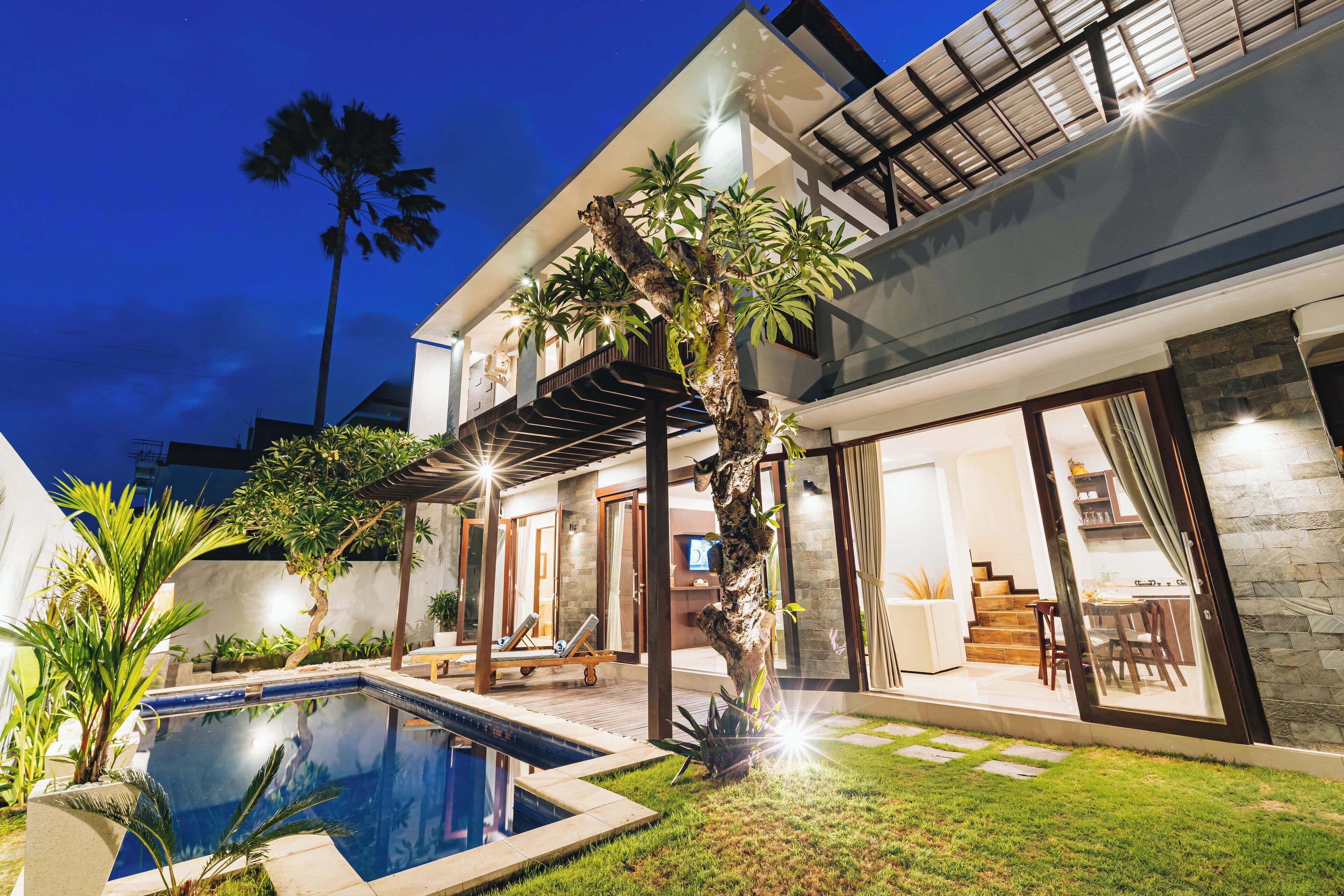 المنشأة من الخارج