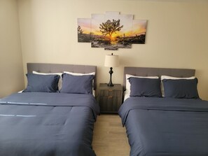 4 chambres, bureau, Wi-Fi, draps fournis