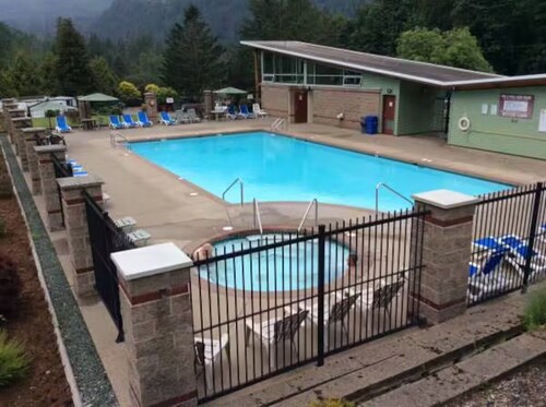 CULTUS LAKE TIME