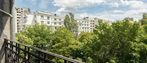 Luxury-Apartment, 3 Schlafzimmer, Balkon | Blick auf die Stadt