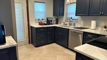 Microwave, oven, stovetop, dishwasher