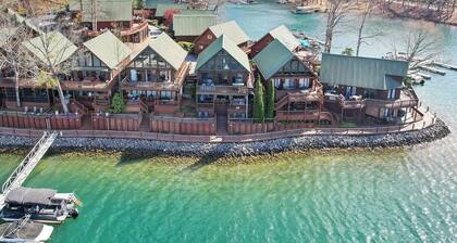 THREE-LEVEL LAKEFRONT DESIGNER CHALET: ONLY 9 MILES FROM CLEMSON! Wi-Fi/AC