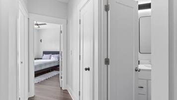 4 camere, una cassaforte in camera, una scrivania, Wi-Fi gratuito