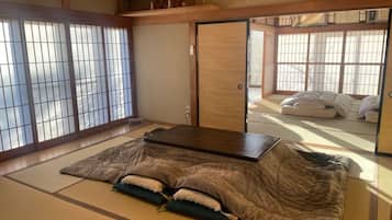 1 室のベッドルーム、WiFi、ベッドシーツ