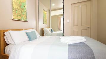 1 bedroom, iron/ironing board, WiFi, bed sheets