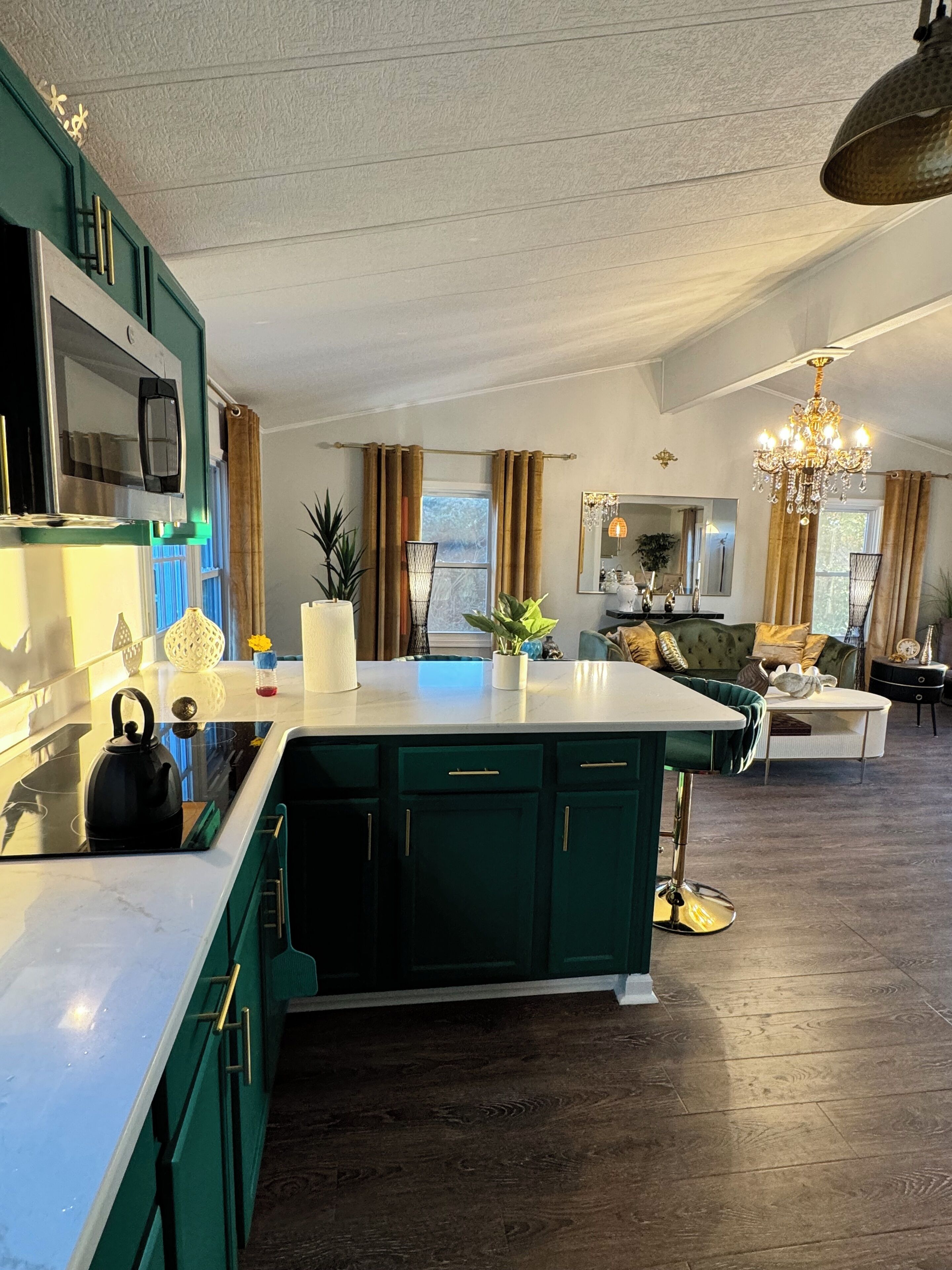 Microwave, stovetop, dishwasher