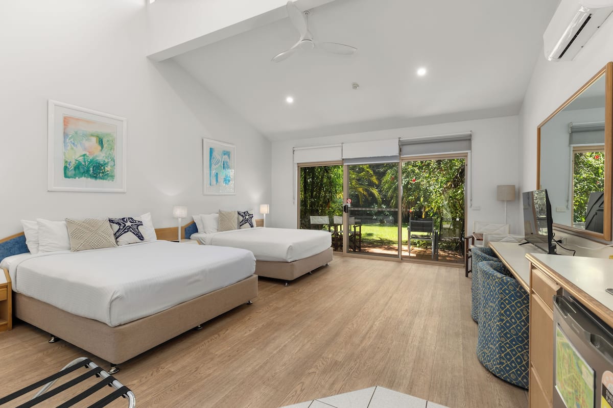 Family Studio Apartment | Individually decorated, individually furnished, bed sheets