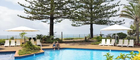 3 outdoor pools, pool umbrellas, pool loungers