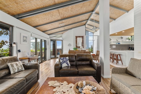 Ocean View 3 Bedroom Apartment | Living area. Nautilus Beach Resort by Charlesworth