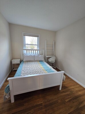 4 Schlafzimmer, Bügeleisen/Bügelbrett, WLAN, Bettwäsche