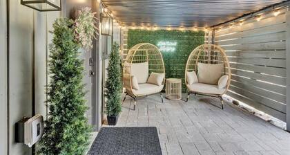 Lake Beach, Sauna, Hot Tub, Firepit, Game Room, EV Charger