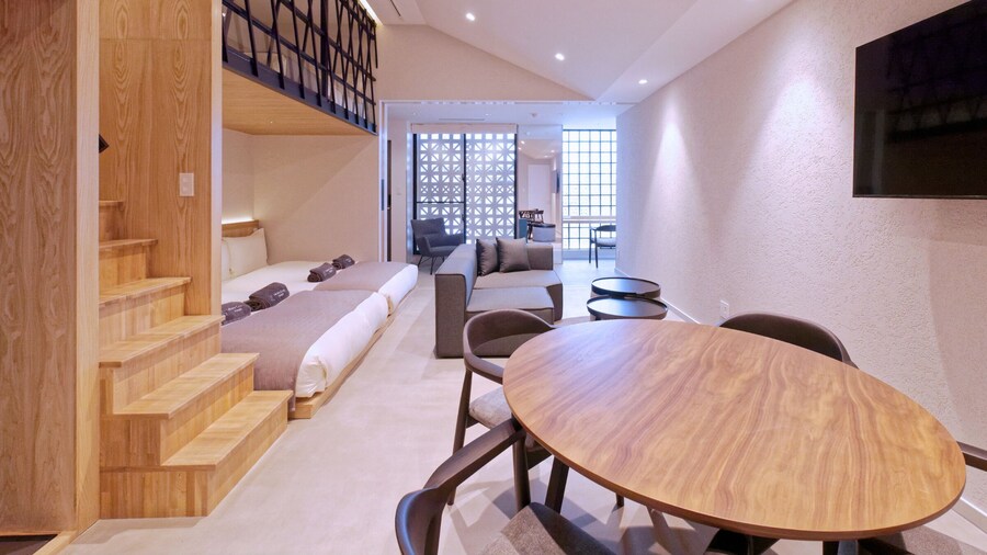 櫻十字寓所&桑拿石垣