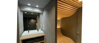 Sakura Cross Inn & Sauna Ishigaki