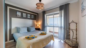 3 habitaciones, acceso a internet y ropa de cama