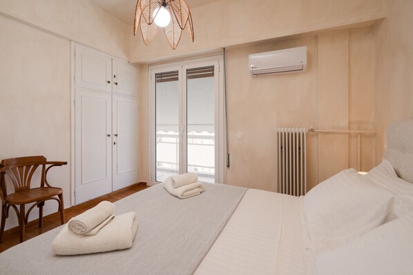 1 chambre, fer et planche à repasser, Wi-Fi gratuit, draps fournis
