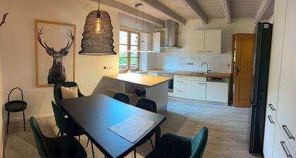 Ferienwohnung Bergblick, 69qm, 2 getrennte Schlafzimmer, Balkon mit Bergblick, bis 6 Personen