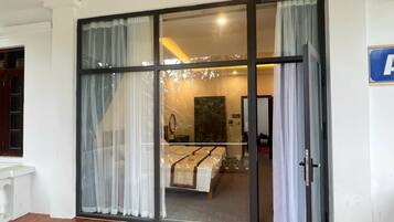 Wi-Fi gratuit, draps fournis