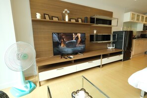 Interior - Sukhumvit 13 /5mins walk to BTS Nana / City Center TSS (Krung Thep Maha Nakhon)