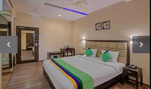 Safe på rommet, lydisolert, strykejern/-brett og wi-fi (inkludert)