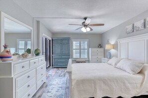 2 bedrooms, desk, iron/ironing board, free WiFi