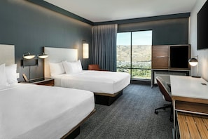 Cortines opaques, planxa i posts de planxar i wifi gratuïta