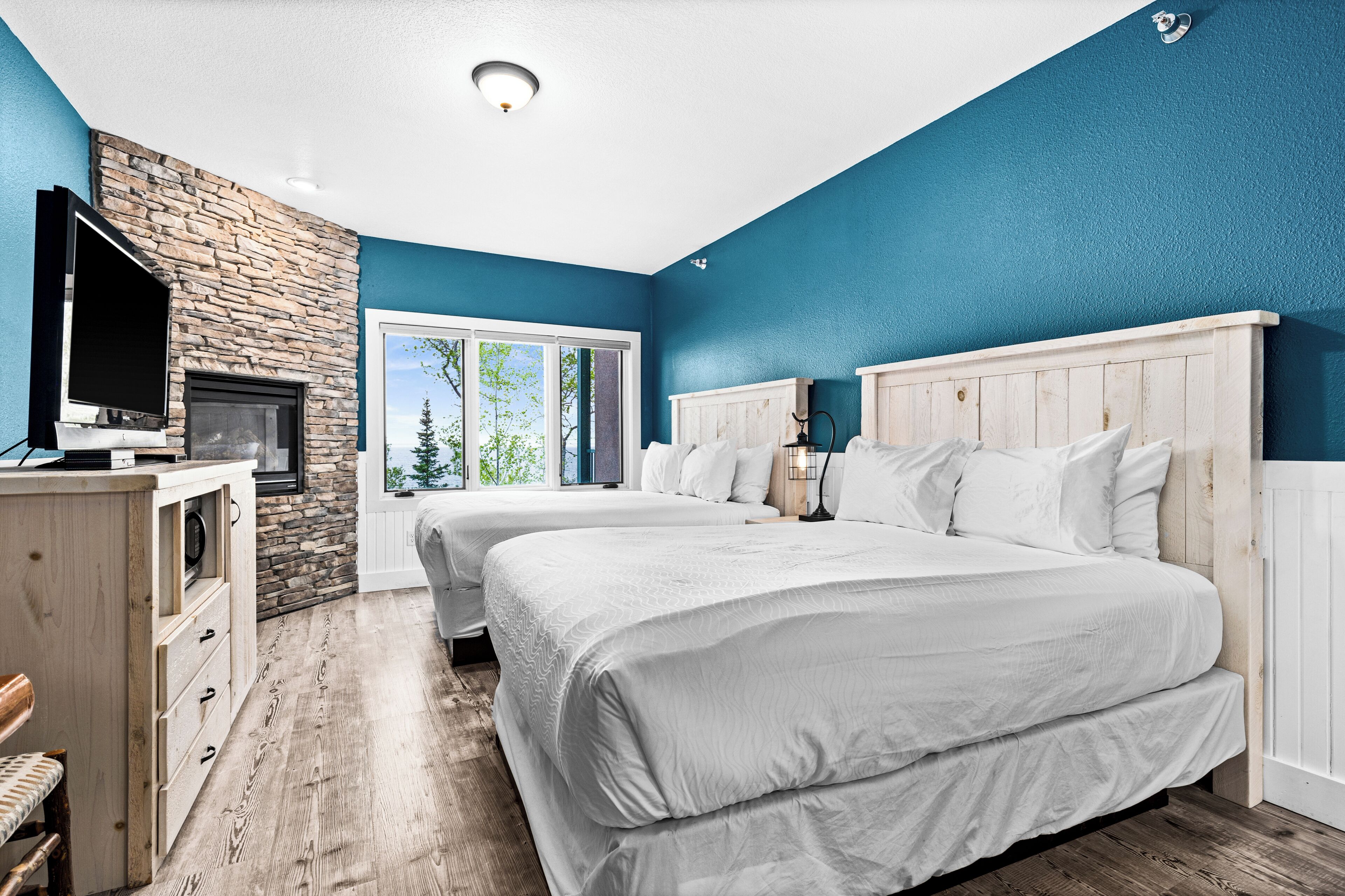 2 室のベッドルーム、WiFi