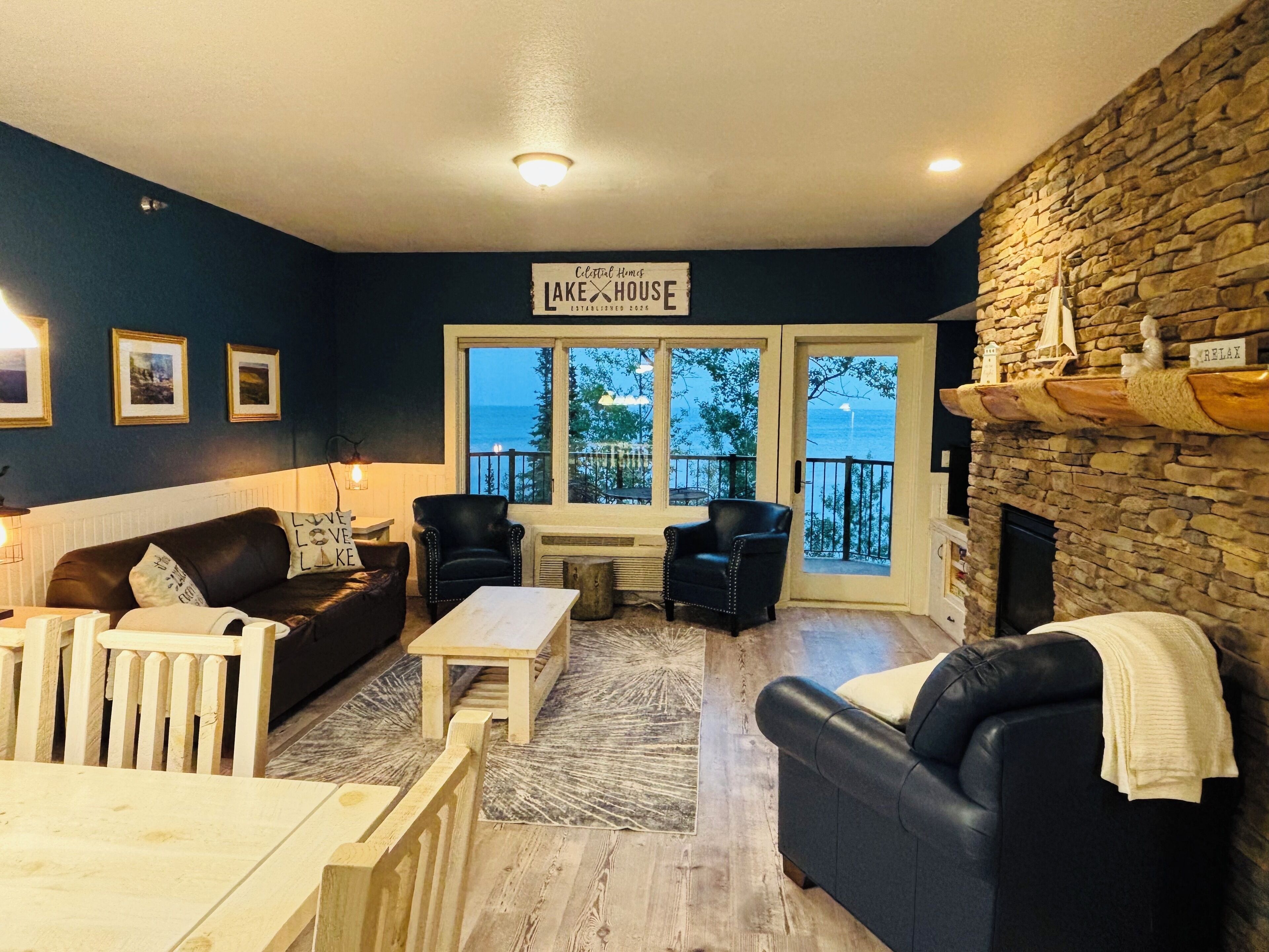 Una Smart TV, libros