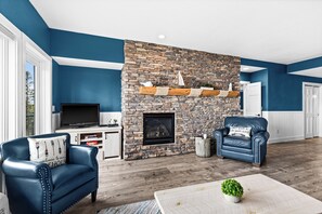 Living area - Breathtaking Lake Views | 1BR w/King Suite | Pools (Two Harbors)