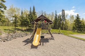 Children's area - Breathtaking Lake Views | Studio, 2 Queen | Pools (Two Harbors)