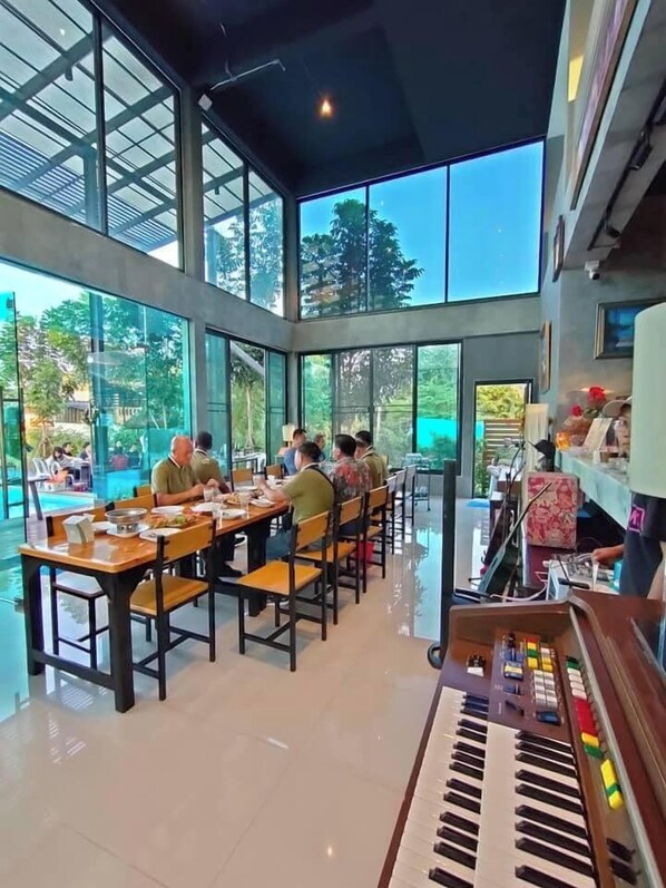 Restaurant - Arttra Villa (Phra Pradaeng)