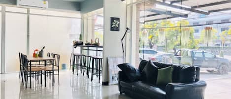Sala de estar en el lobby