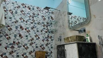 Luxury Villa, Garden View | Bathroom | Shower, free toiletries, towels, soap