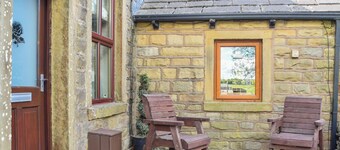 A characterful, family friendly escape with local amenities.