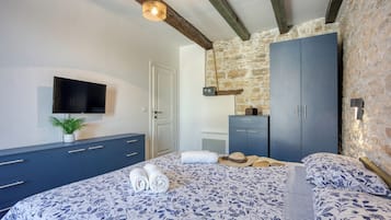 Luxury Villa, Multiple Bedrooms, 2 Bathrooms (Villa Galant with Pool and Sauna) | 2 bedrooms, free WiFi, bed sheets