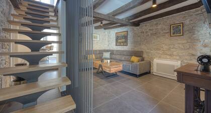 Villa Galant with Pool and Sauna