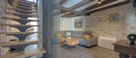 ลักซ์ชัวรี่วิลล่า, 2 ห้องนอน, 2 ห้องน้ำ (Villa Galant with Pool and Sauna) | ภายใน