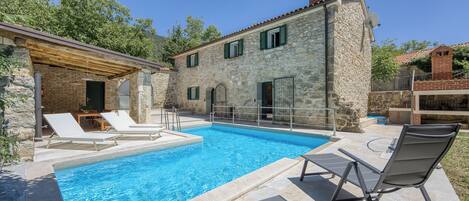 Seasonal outdoor pool