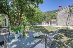 Family Villa, Multiple Bedrooms, Mountainside (Stone Villa Galant with Pool) | Outdoor dining