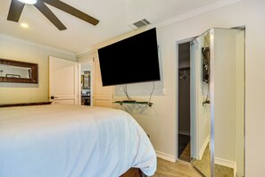 2 chambres, bureau, fer et planche à repasser, accès Internet