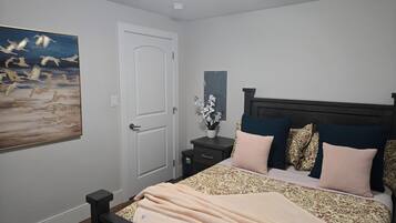 2 多间卧室、办公桌、熨斗/熨衣板、免费 WiFi